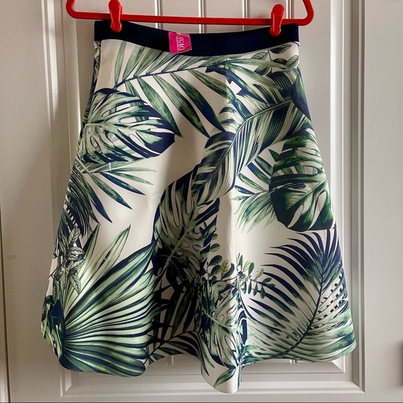 a'gaci Dresses & Skirts - A’gaci Green Palm Leaf Midi Skirt; SZ L; BNWT